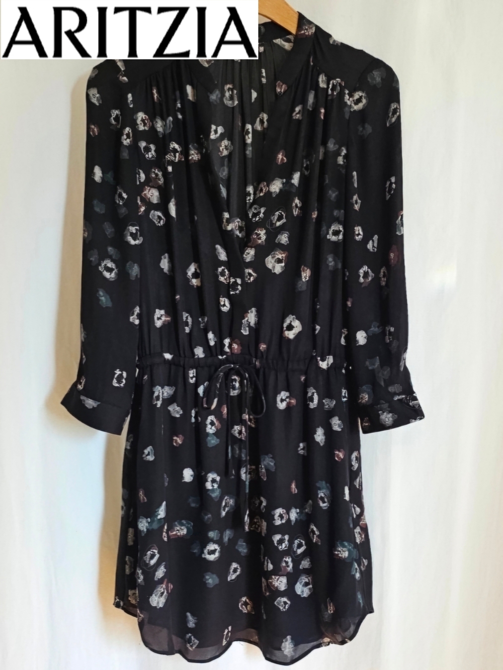 Aritzia Babaton Long Sleeve Silk Bennett Dress - Black & Pattern - Picture 2 of 16
